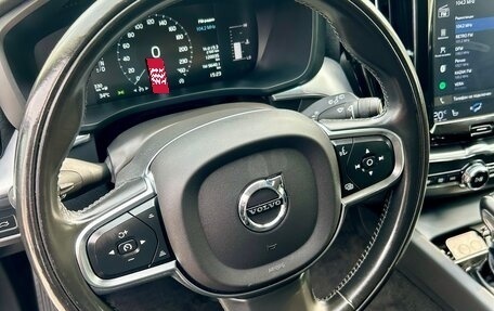 Volvo XC60 II, 2019 год, 2 650 000 рублей, 10 фотография