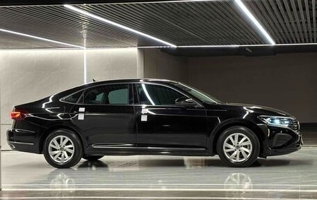 Volkswagen Passat B8 рестайлинг, 2021 год, 1 732 000 рублей, 2 фотография