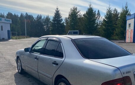 Mercedes-Benz E-Класс, 1997 год, 280 000 рублей, 8 фотография