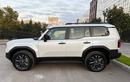 Toyota Land Cruiser Prado, 2024 год, 11 200 000 рублей, 9 фотография