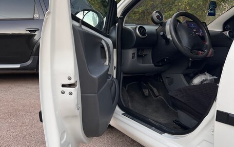 Peugeot 107 I рестайлинг, 2011 год, 590 000 рублей, 11 фотография
