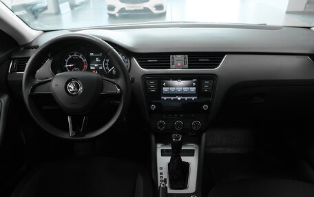 Skoda Octavia, 2018 год, 1 380 000 рублей, 14 фотография