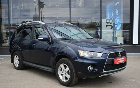 Mitsubishi Outlander III рестайлинг 3, 2010 год, 700 000 рублей, 3 фотография