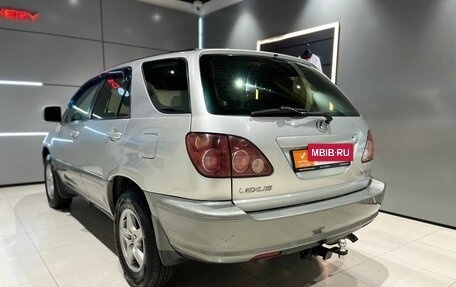 Lexus RX IV рестайлинг, 1999 год, 855 000 рублей, 3 фотография