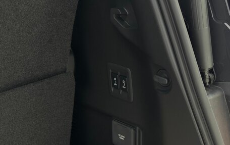 Toyota Land Cruiser Prado, 2025 год, 10 190 000 рублей, 29 фотография