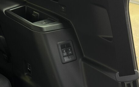 Toyota Land Cruiser Prado, 2025 год, 10 190 000 рублей, 28 фотография