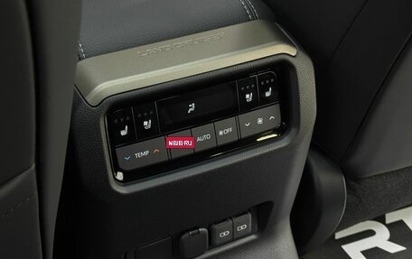 Toyota Land Cruiser Prado, 2025 год, 10 190 000 рублей, 24 фотография