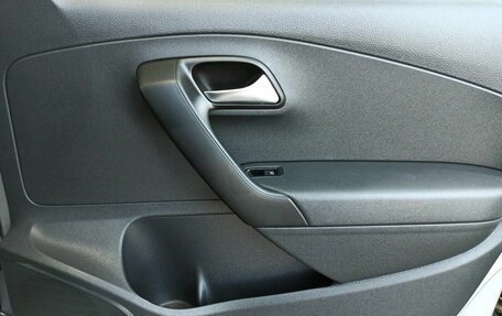 Volkswagen Polo VI (EU Market), 2019 год, 1 375 900 рублей, 24 фотография