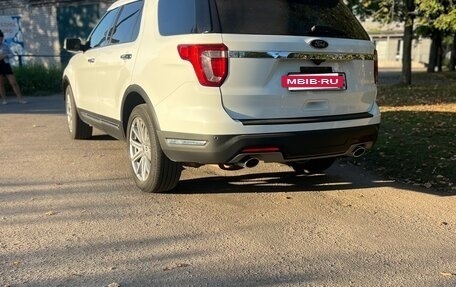 Ford Explorer VI, 2019 год, 3 350 000 рублей, 6 фотография