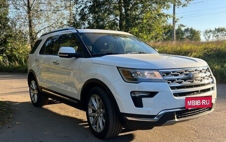Ford Explorer VI, 2019 год, 3 350 000 рублей, 7 фотография