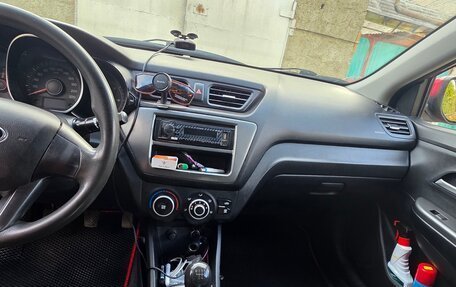 KIA Rio III рестайлинг, 2013 год, 630 000 рублей, 13 фотография