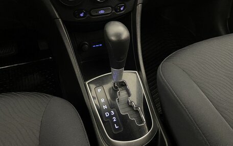 Hyundai Solaris II рестайлинг, 2013 год, 950 000 рублей, 15 фотография