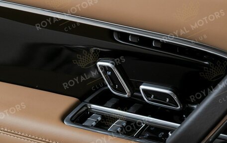 Land Rover Range Rover IV рестайлинг, 2024 год, 21 500 000 рублей, 15 фотография