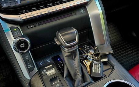 Toyota Land Cruiser, 2022 год, 12 000 000 рублей, 3 фотография