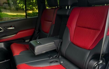 Toyota Land Cruiser, 2022 год, 12 000 000 рублей, 7 фотография