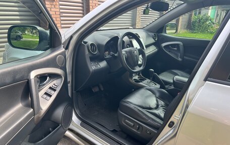 Toyota RAV4, 2010 год, 1 600 000 рублей, 8 фотография