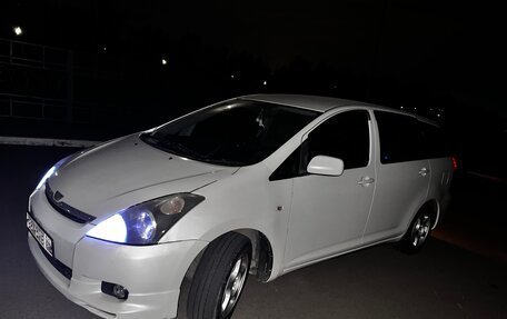 Toyota Wish II, 2004 год, 900 000 рублей, 2 фотография