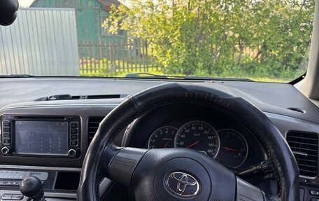 Toyota Wish II, 2004 год, 900 000 рублей, 13 фотография