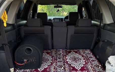 Toyota Wish II, 2004 год, 900 000 рублей, 8 фотография