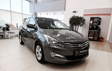 Hyundai Solaris II рестайлинг, 2014 год, 927 000 рублей, 3 фотография