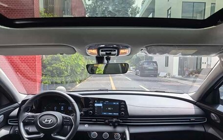 Hyundai Elantra, 2025 год, 1 700 000 рублей, 10 фотография