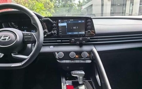 Hyundai Elantra, 2025 год, 1 700 000 рублей, 11 фотография