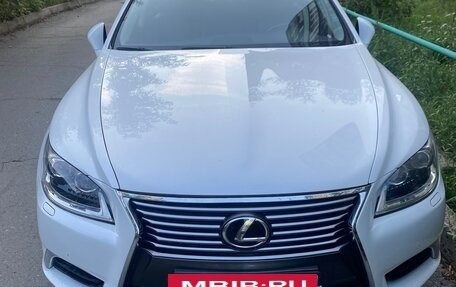Lexus LS IV, 2012 год, 2 900 000 рублей, 3 фотография