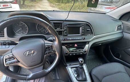Hyundai Elantra VI рестайлинг, 2017 год, 1 620 000 рублей, 12 фотография