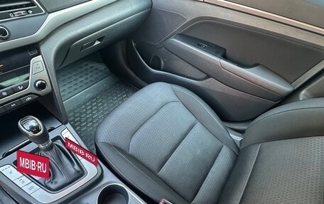 Hyundai Elantra VI рестайлинг, 2017 год, 1 620 000 рублей, 15 фотография