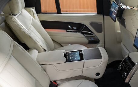 Land Rover Range Rover IV рестайлинг, 2024 год, 21 990 000 рублей, 16 фотография