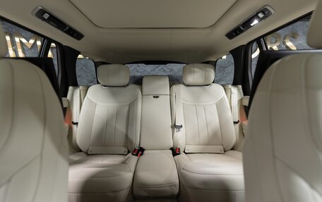 Land Rover Range Rover IV рестайлинг, 2024 год, 21 990 000 рублей, 17 фотография