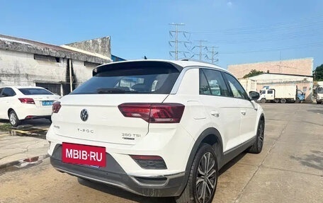 Volkswagen T-Roc I, 2021 год, 1 950 035 рублей, 4 фотография