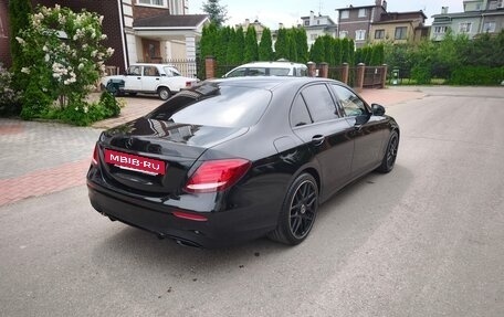 Mercedes-Benz E-Класс, 2019 год, 3 050 000 рублей, 3 фотография