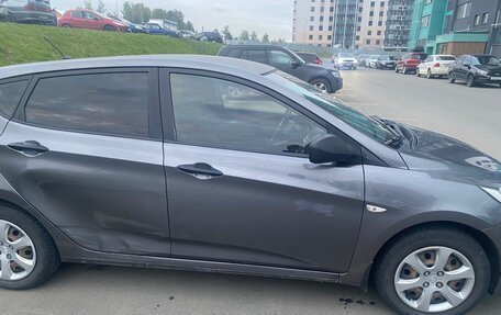 Hyundai Solaris II рестайлинг, 2012 год, 875 000 рублей, 4 фотография