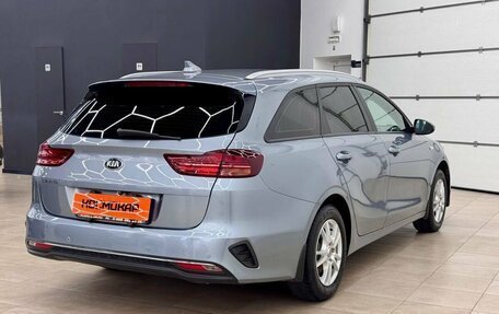 KIA cee'd III, 2019 год, 1 600 000 рублей, 10 фотография