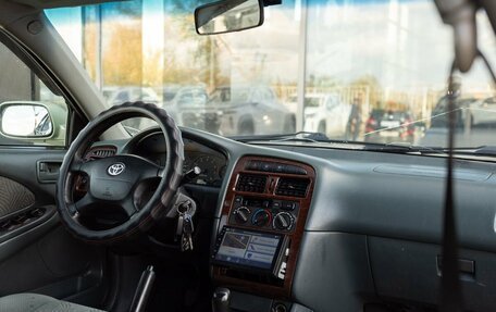 Toyota Avensis III рестайлинг, 1999 год, 230 000 рублей, 10 фотография