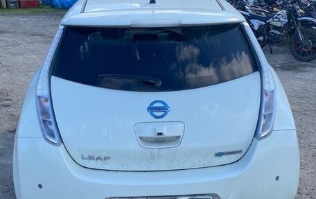 Nissan Leaf I, 2012 год, 500 000 рублей, 2 фотография