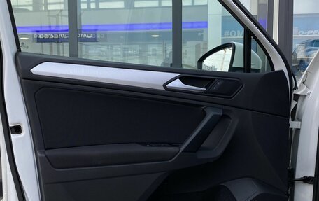 Volkswagen Tiguan II, 2020 год, 2 079 000 рублей, 16 фотография