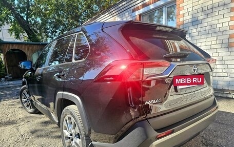 Toyota RAV4, 2020 год, 3 300 000 рублей, 3 фотография