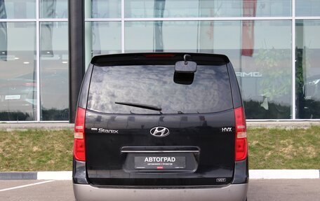 Hyundai Grand Starex Grand Starex I рестайлинг 2, 2012 год, 1 580 000 рублей, 5 фотография