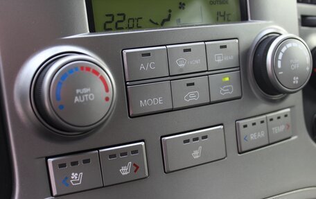 Hyundai Grand Starex Grand Starex I рестайлинг 2, 2012 год, 1 580 000 рублей, 13 фотография