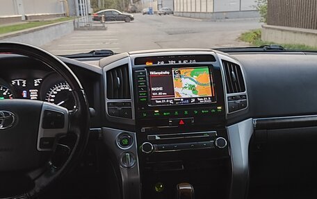 Toyota Land Cruiser 200, 2013 год, 3 200 000 рублей, 11 фотография