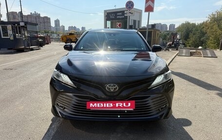 Toyota Camry, 2019 год, 2 499 000 рублей, 2 фотография