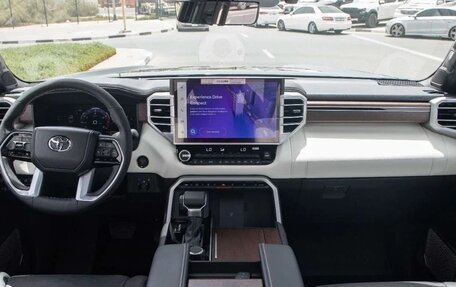 Toyota Tundra, 2025 год, 12 190 000 рублей, 8 фотография