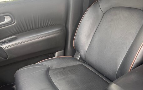 Nissan Patrol, 2013 год, 2 300 000 рублей, 18 фотография