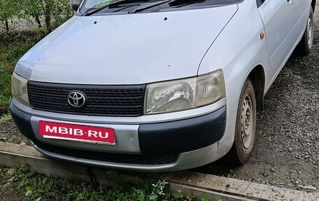 Toyota Probox I, 2005 год, 400 000 рублей, 2 фотография