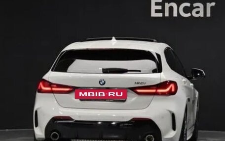 BMW 1 серия, 2022 год, 2 210 000 рублей, 3 фотография