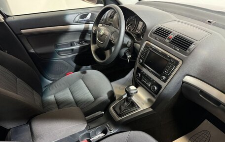 Skoda Octavia, 2011 год, 755 000 рублей, 8 фотография