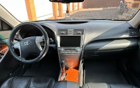 Toyota Camry, 2010 год, 1 590 000 рублей, 10 фотография