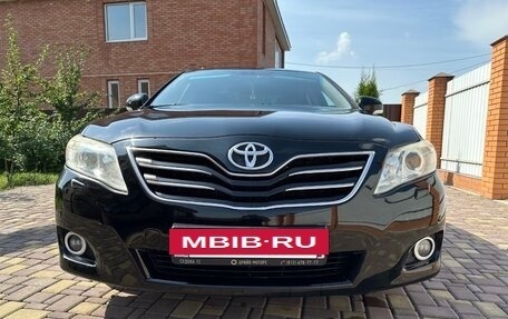 Toyota Camry, 2010 год, 1 590 000 рублей, 2 фотография